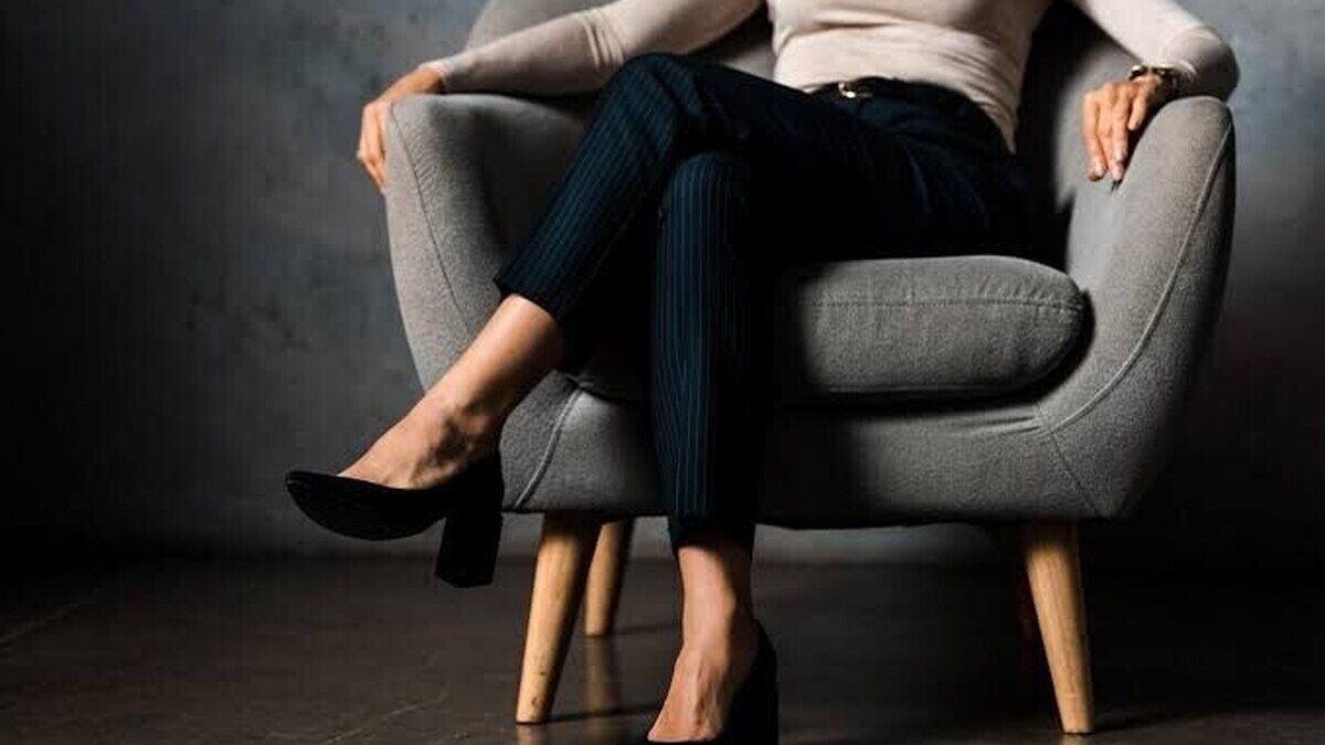 Croiser les jambes est-il vraiment mauvais pour la santé ?