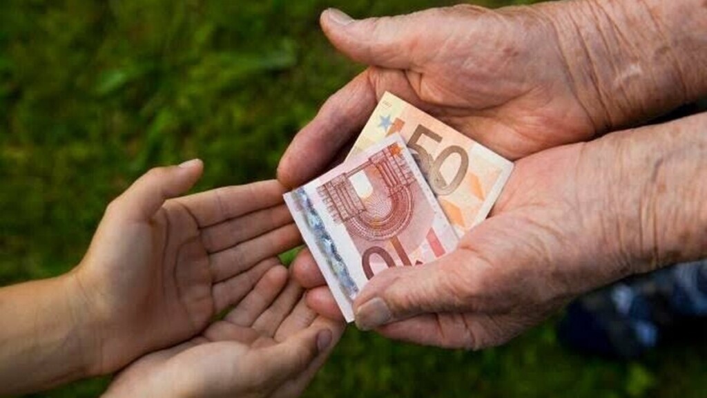Donations : Matignon veut revoir les règles pour accélérer les transmissions aux jeunes générations