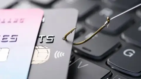 Les arnaques au faux conseiller bancaire ont bondi de 34% en 2025