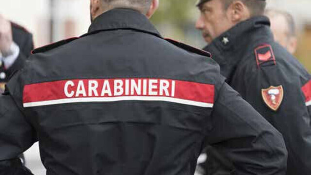 Italie : un rappeur expulsé après avoir bloqué une autoroute pour tourner son clip Italie : un rappeur expulsé après avoir bloqué une autoroute pour tourner son clip