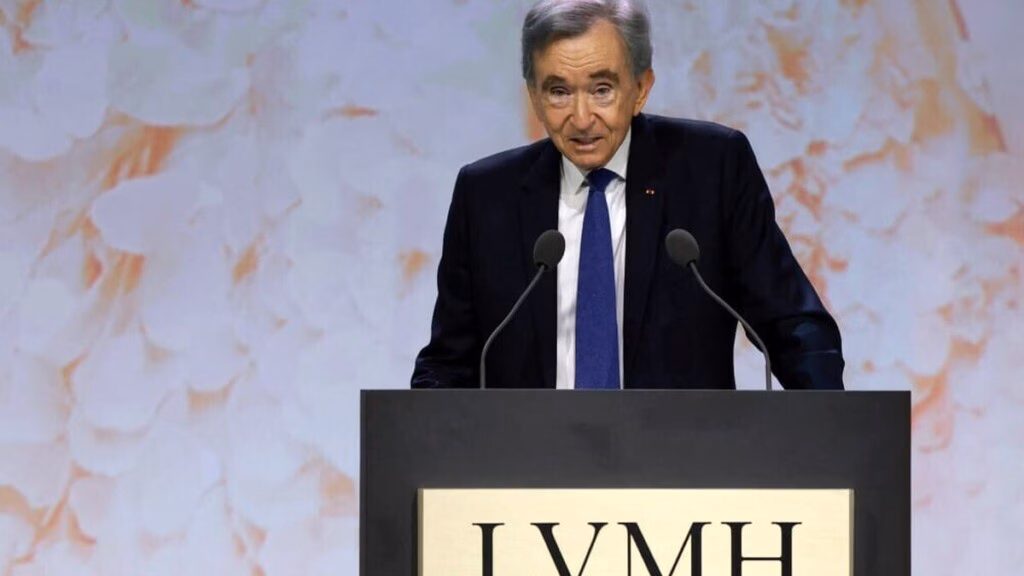 LVMH : la famille Arnault simplifie ses holdings pour verrouiller durablement son contrôle