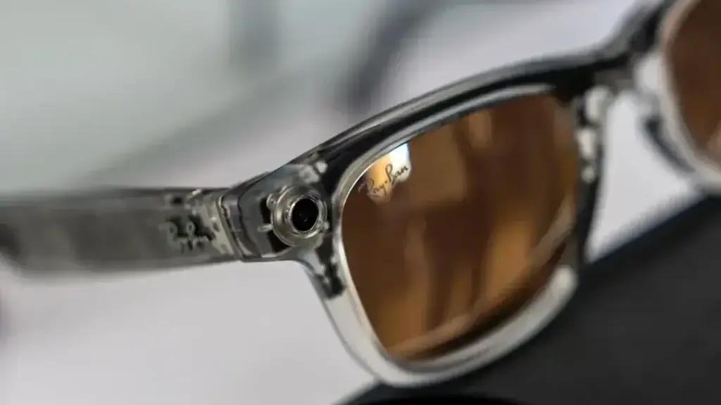 Lunettes connectées : des femmes filmées à leur insu, plusieurs enquêtes ouvertes à Paris