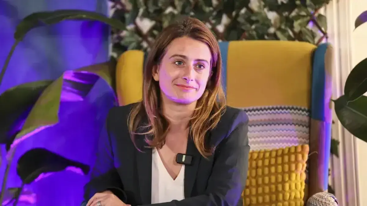 Marine Tondelier is postponing the start of her maternity leave to attend the meeting at the Élysée Palace on Friday.