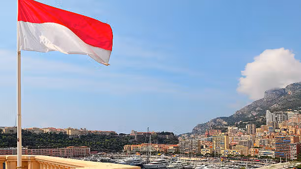Monaco : la garde à vue de l’ancien avocat d’Albert II relance la guerre des « Dossiers du Rocher »