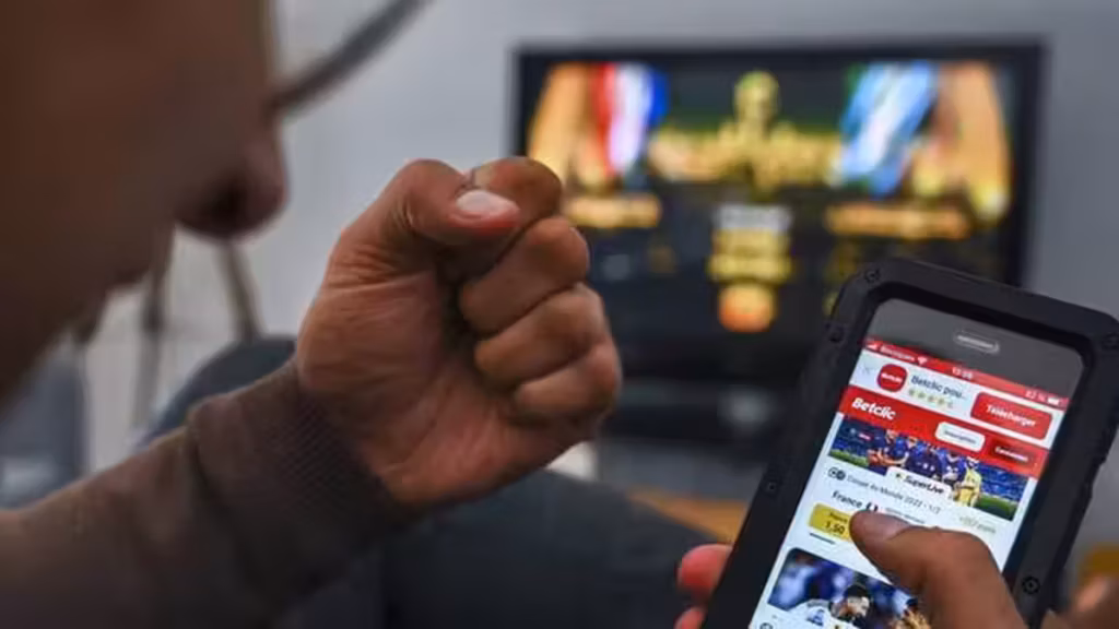 Paris sportifs : Addictions France alerte sur le marketing pendant le Mondial 2026