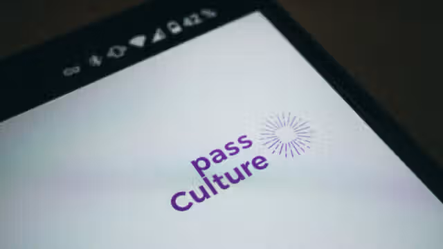 Pass Culture : des syndicats dénoncent le non-report de crédits pour les sorties scolaires