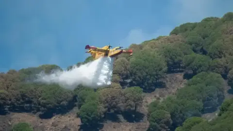 Plus de 30 °C en plein début d’automne : pourquoi le risque d’incendie persiste dans le Sud