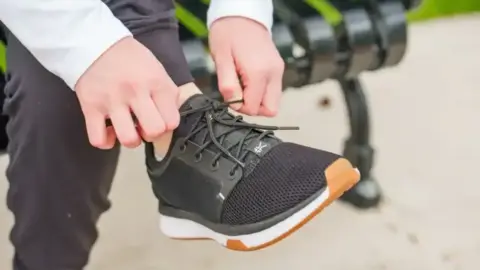 Back to school: new shoes, blisters… the right steps to quickly relieve pain