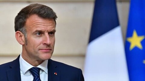 Réseaux sociaux : Macron presse l’Europe de protéger les moins de 15 ans