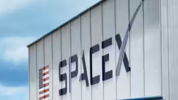 SpaceX et Blue Origin désertent Paris, l’ombre de la Maison-Blanche plane sur le Sommet spatial