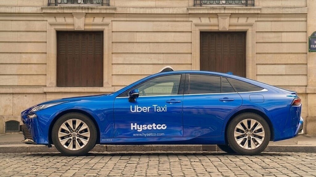 VTC : Uber et ses concurrents relèvent la garantie horaire à 32 euros face au coût des carburants