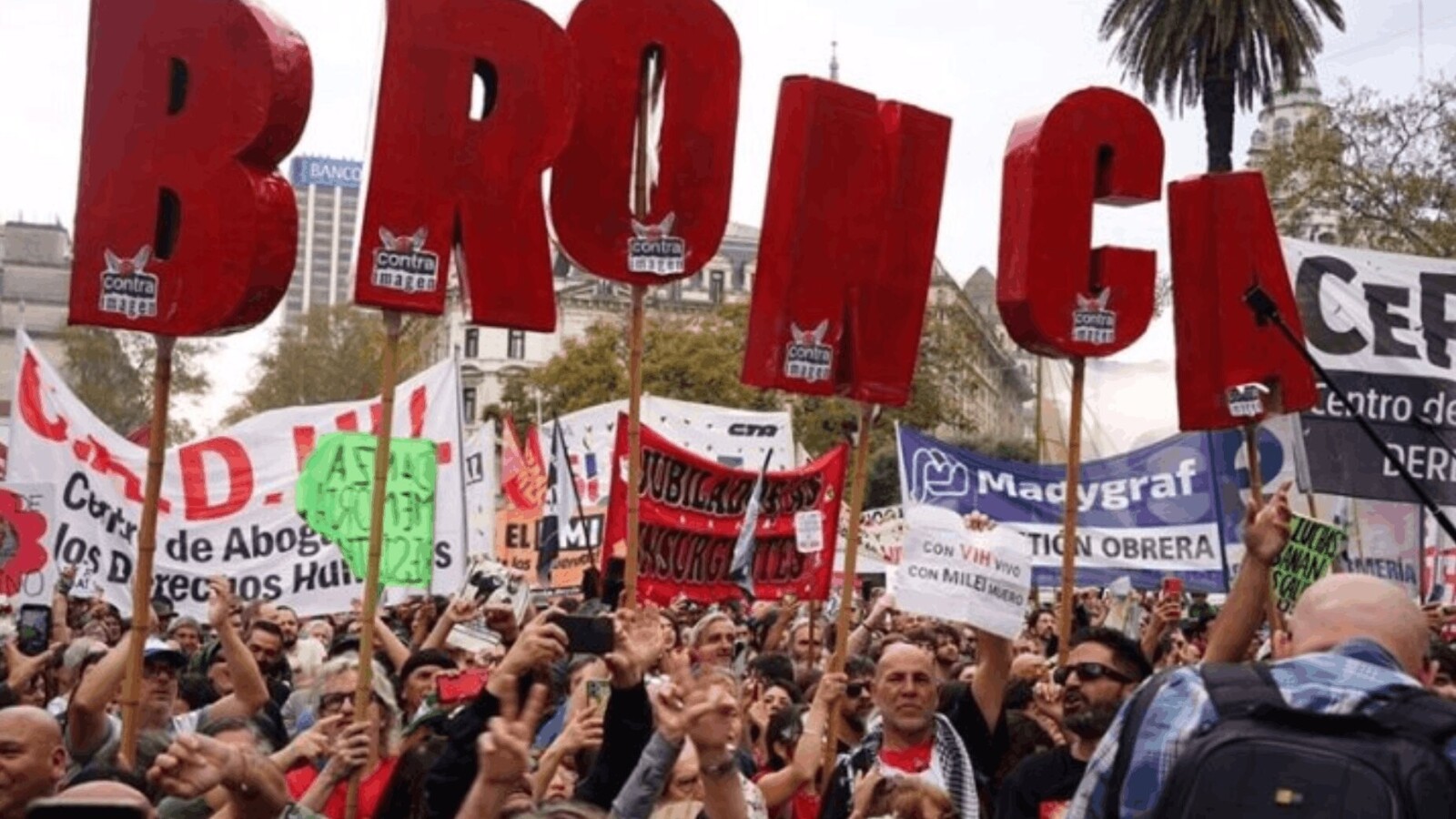 Argentine : la gauche défile contre l’austérité de Milei dans une «Marche de la colère»