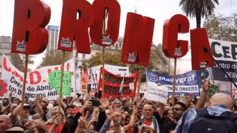 Argentine : la gauche défile contre l’austérité de Milei dans une «Marche de la colère»