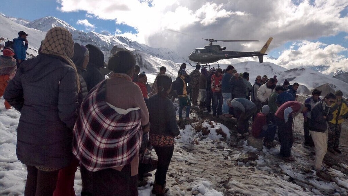 Avalanche au Népal : deux corps retrouvés sur l’Himlung Himal, une douzaine de grimpeurs portés disparus