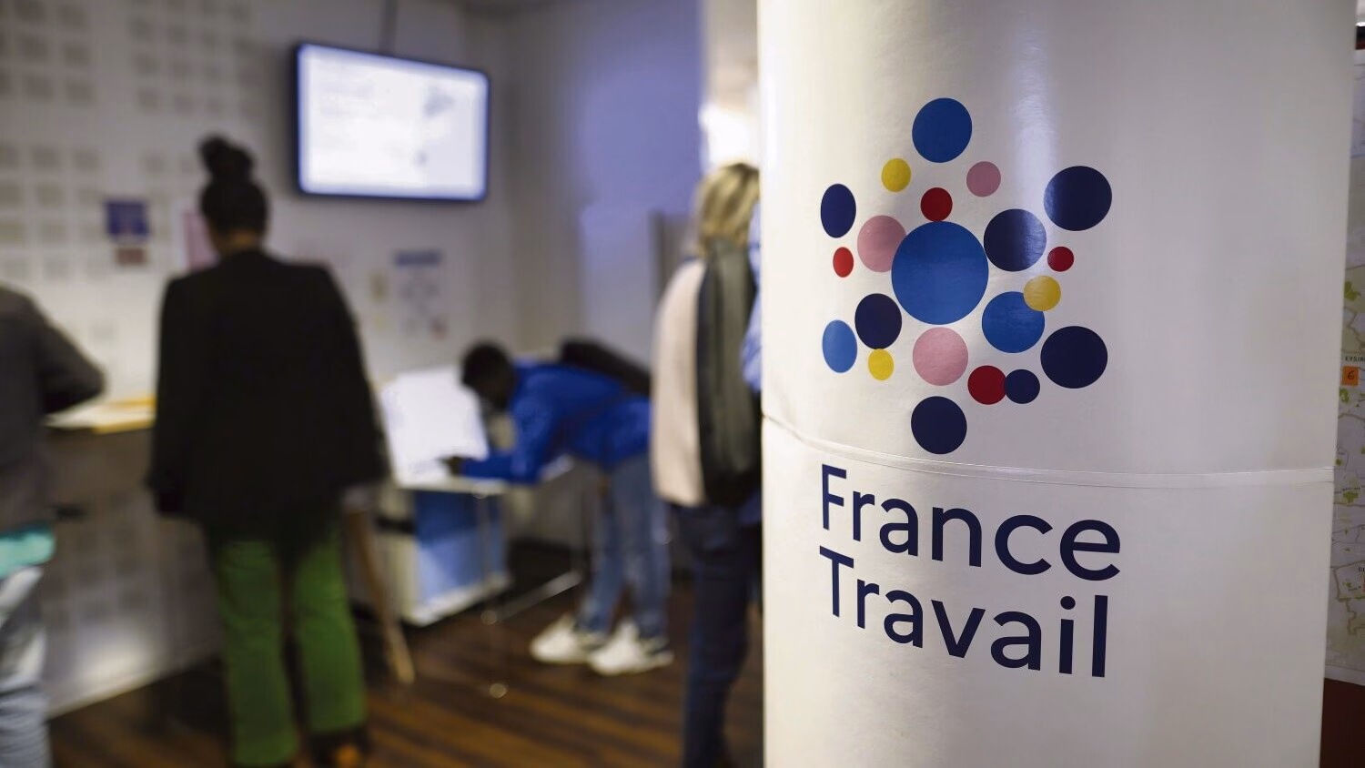 Budget 2027 : le CPF et France Travail dans le viseur de nouvelles économies