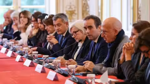 Budget 2027 : Sébastien Lecornu envisage de baisser le salaire des ministres
