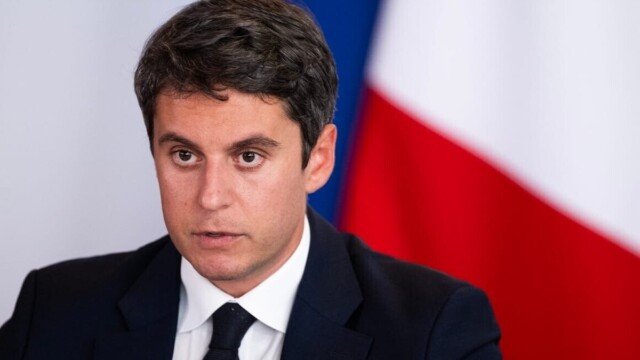 ENTREVUE — photo