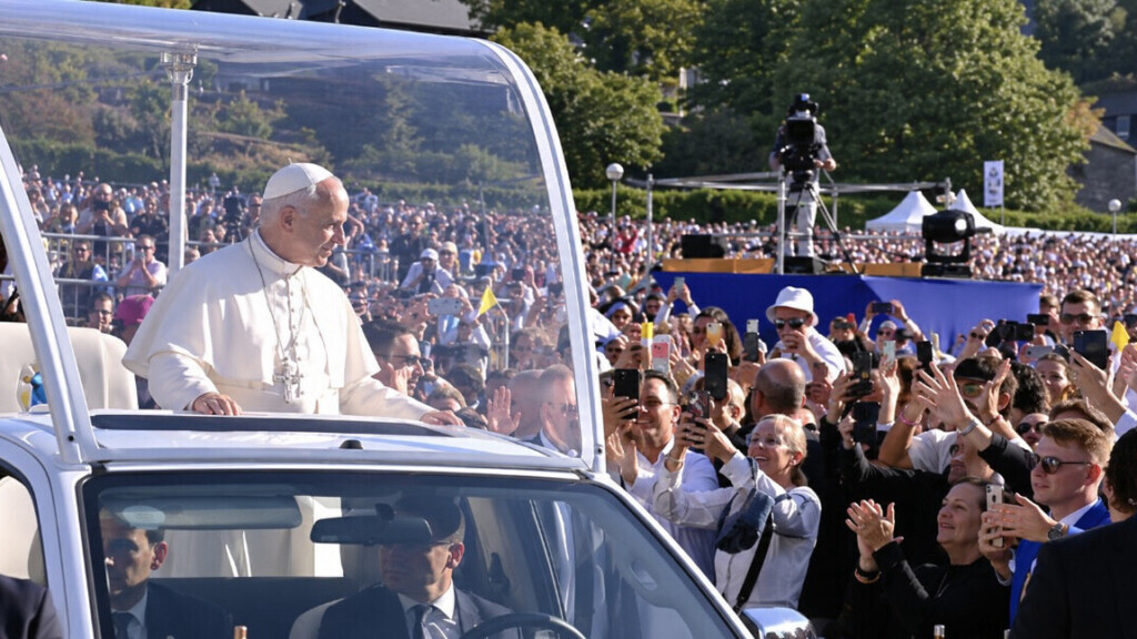 Léon XIV à Lourdes: près de 150.000 fidèles réunis pour la messe du pape