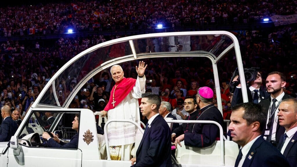 De Notre-Dame au Stade de France, Léon XIV porté par une soirée de ferveur à Paris