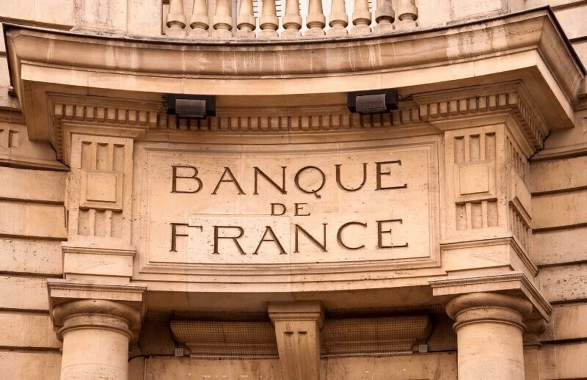 Debt: France now borrows at higher rates than Italy and Greece