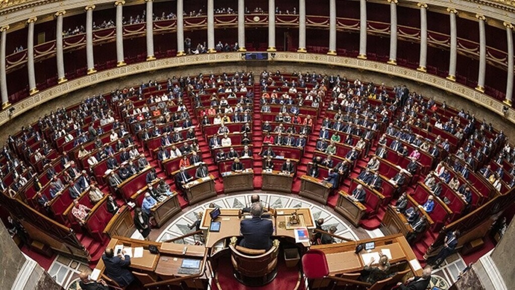 « Dick pics » : les députés votent la création d’un délit pour l’envoi non sollicité d’images sexuelles