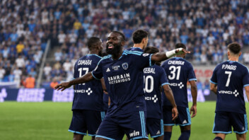 Ligue 1 : le Paris FC humilie l’OM au Vélodrome, Sinayoko plante un triplé et climatise Marseille (2-3)