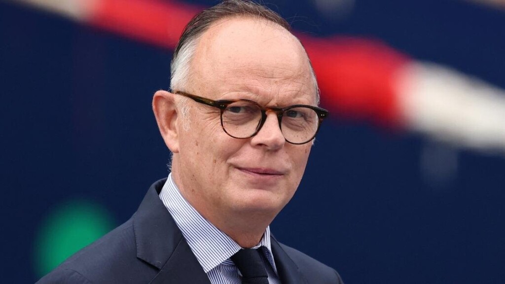 Edouard Philippe veut repousser l'âge de la retraite à 65 ans