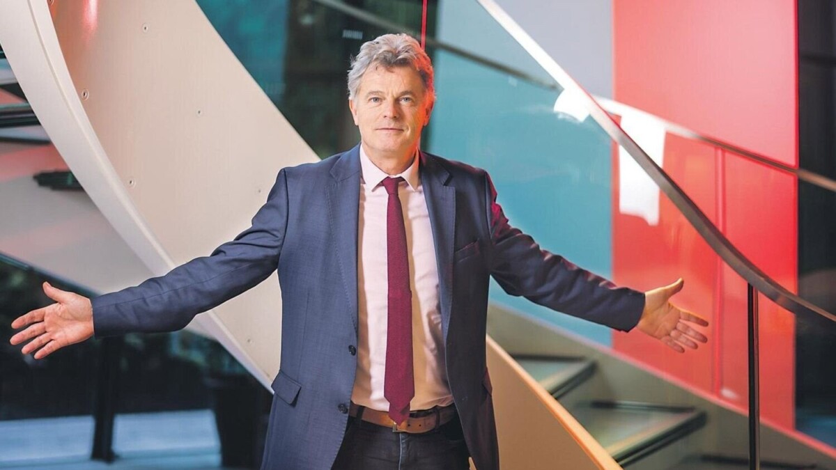 Fabien Roussel veut obliger les partis à présenter 50 % d’ouvriers et d’employés aux législatives Fabien Roussel veut obliger les partis à présenter 50 % d’ouvriers et d’employés aux législatives