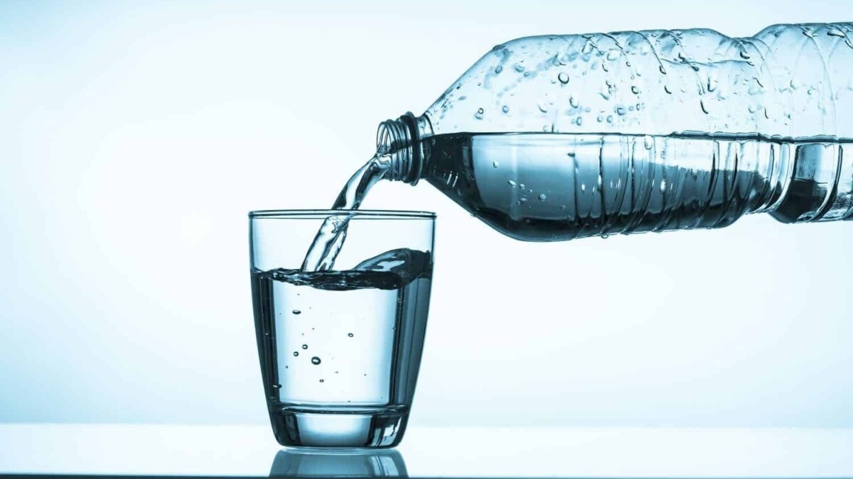 Faut-il vraiment boire deux litres d’eau par jour ? Ce que notre corps réclame réellement