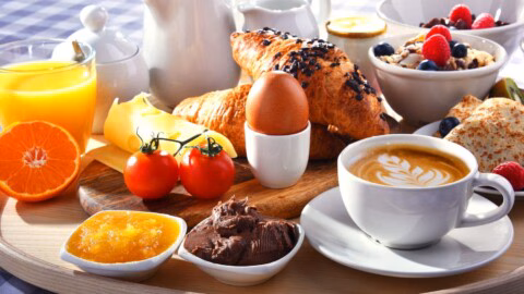 Faut-il vraiment prendre un petit-déjeuner tous les matins ?