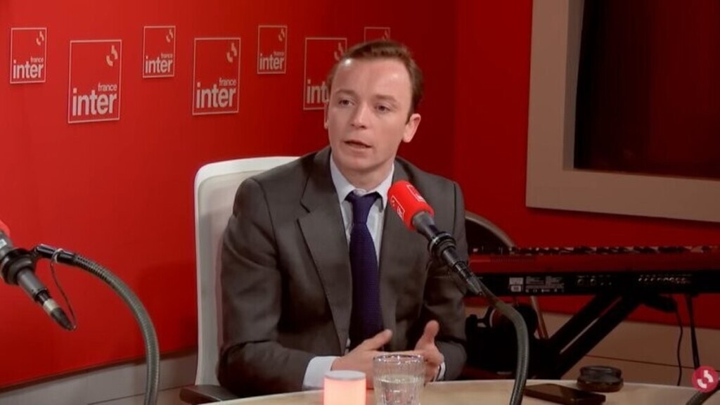 France Inter : la fronde contre Charles Sapin relance le procès en manque de pluralisme du service public
