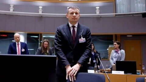 Guerre en Ukraine : Kiev réclame 78 milliards de dollars et veut puiser dans les avoirs russes gelés