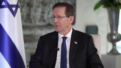 Israël : le président Herzog efface le casier judiciaire du soldat condamné pour l’exécution d’un Palestinien blessé