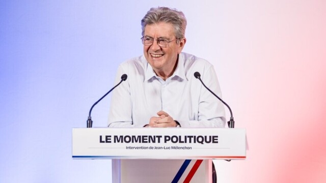 ENTREVUE — photo
