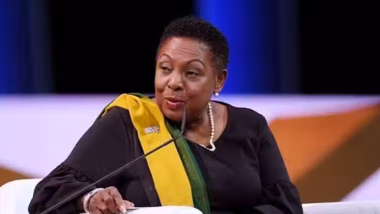 La Jamaïque saisit le roi Charles III pour obtenir des réparations liées à l’esclavage