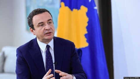 Le Kosovo sort de la paralysie avec un nouveau gouvernement Kurti