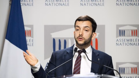 « Le travail rend libre » : Jean-Philippe Tanguy s’explique après la polémique