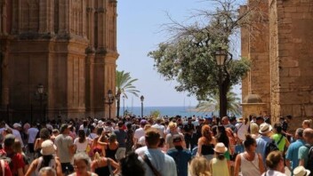 L’Espagne accueille 58,1 millions de touristes en sept mois, un record historique