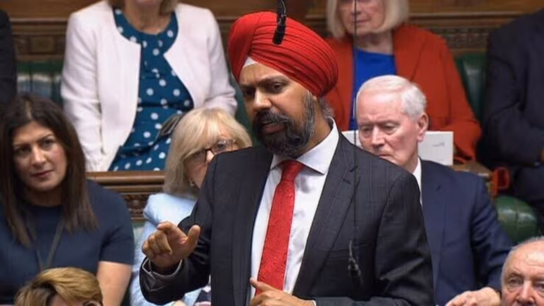 Malouines : un député travailliste réclame une hausse urgente du budget défense britannique