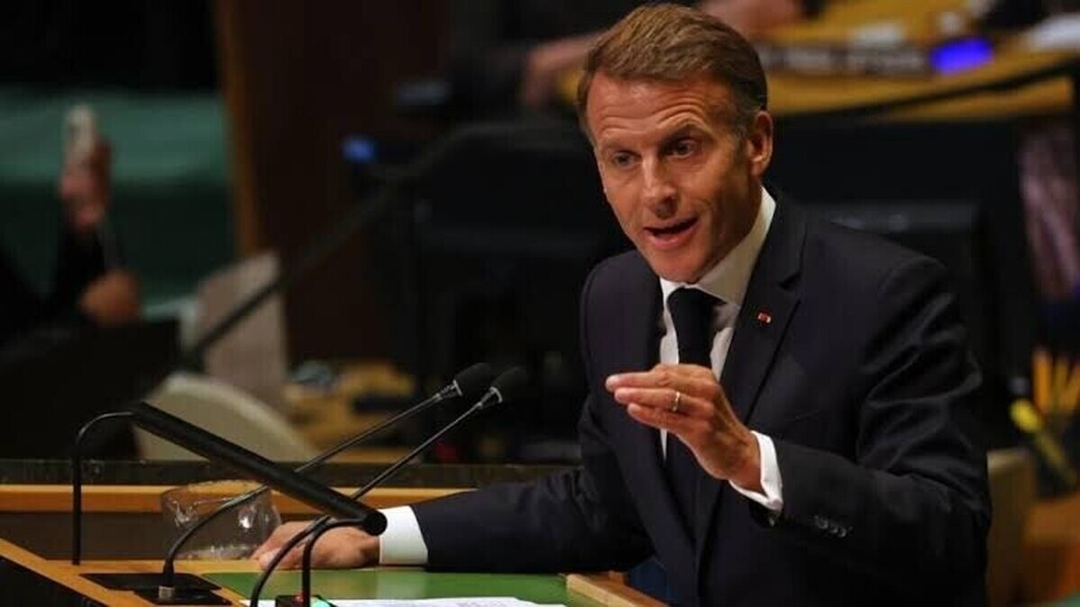 Modèle social : Emmanuel Macron regrette de ne pas avoir réformé « assez vite »