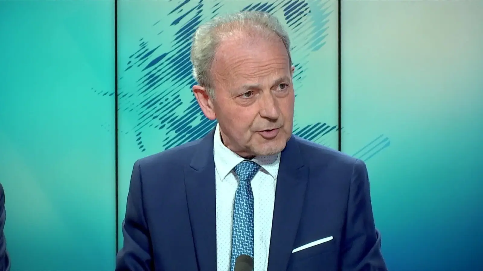 Pour devenir ministre de la Ruralité, Hubert Brigand envoie une « lettre de motivation » à Lecornu