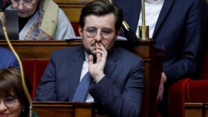 Primaire de la gauche : Philippe Brun maintient sa candidature et veut parler « d’abord aux ouvriers et aux employés »