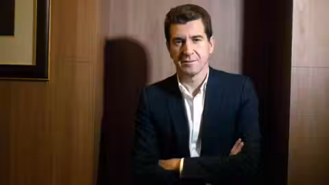 Primaire à gauche : Matthieu Pigasse accuse Olivier Faure de l’avoir poussé à se présenter avant de « disparaître »