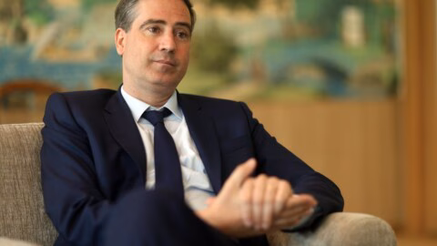 Présidentielle 2027 : l’ancien ministre Olivier Becht annonce sa candidature