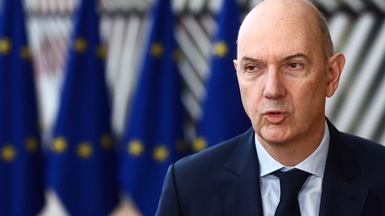 Retraites : « À 2 000 euros, on vit correctement », la phrase de Roland Lescure qui fait réagir