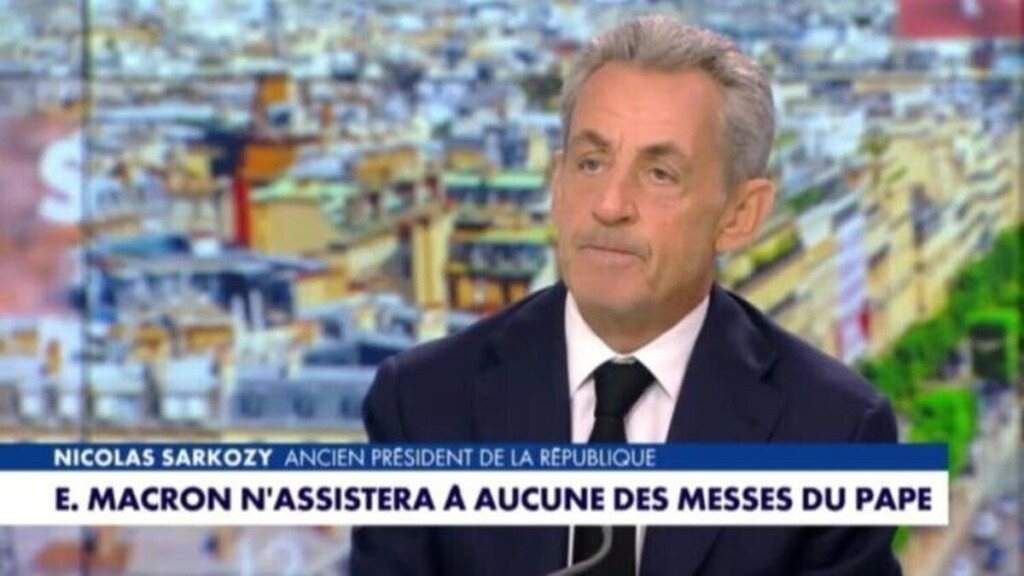 Visite du pape : Nicolas Sarkozy aurait « été à la messe » à la place d’Emmanuel Macron