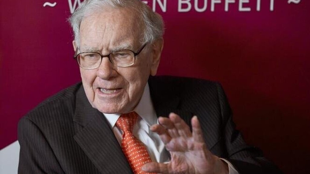 Warren Buffett quitte la présidence de Berkshire Hathaway après soixante ans à la tête du conglomérat