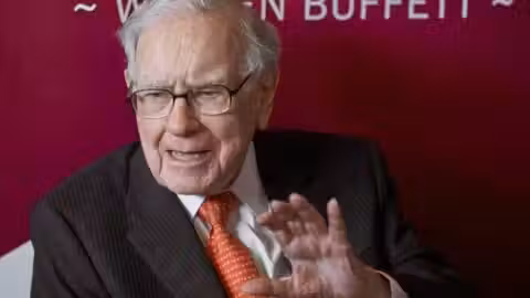 Warren Buffett quitte la présidence de Berkshire Hathaway après soixante ans à la tête du conglomérat