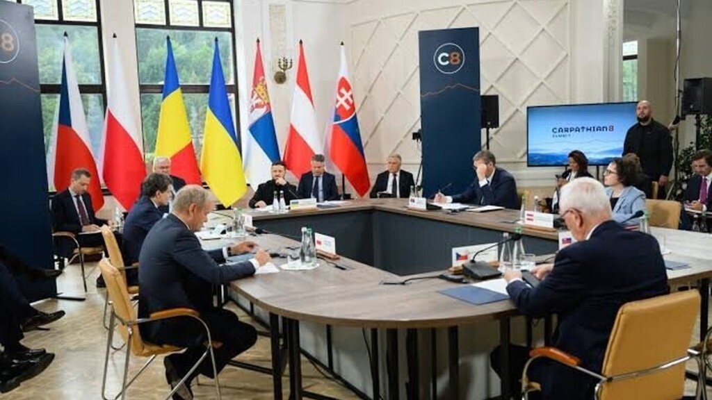 Zelensky lance le « Carpathian Eight », nouveau forum régional pour consolider le flanc ouest de l’Ukraine