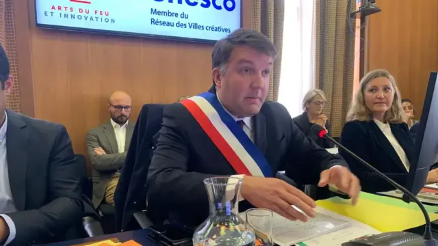 Hôtel de ville de Limoges incendié : Guillaume Guérin réclame des réponses après les violences du 17 octobre — photo